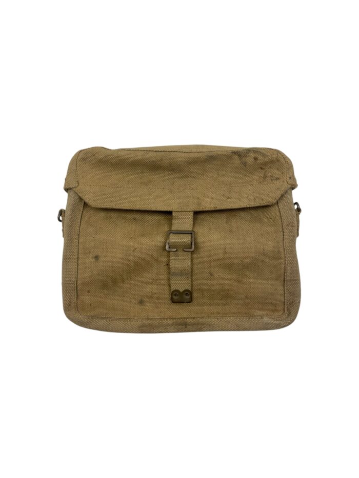 Engelse WO2 Signal Satchel