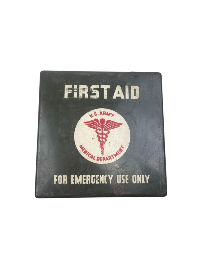 Amerikaanse WO2 voertuig First Aid Kit