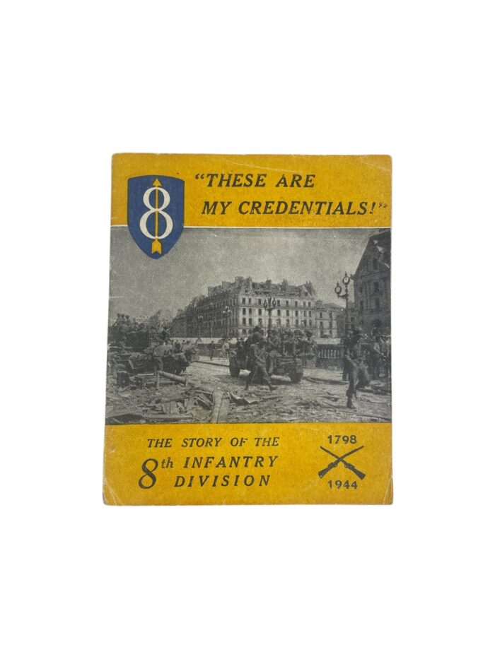 Amerikaans WO2 8th Infantry Division boekje.