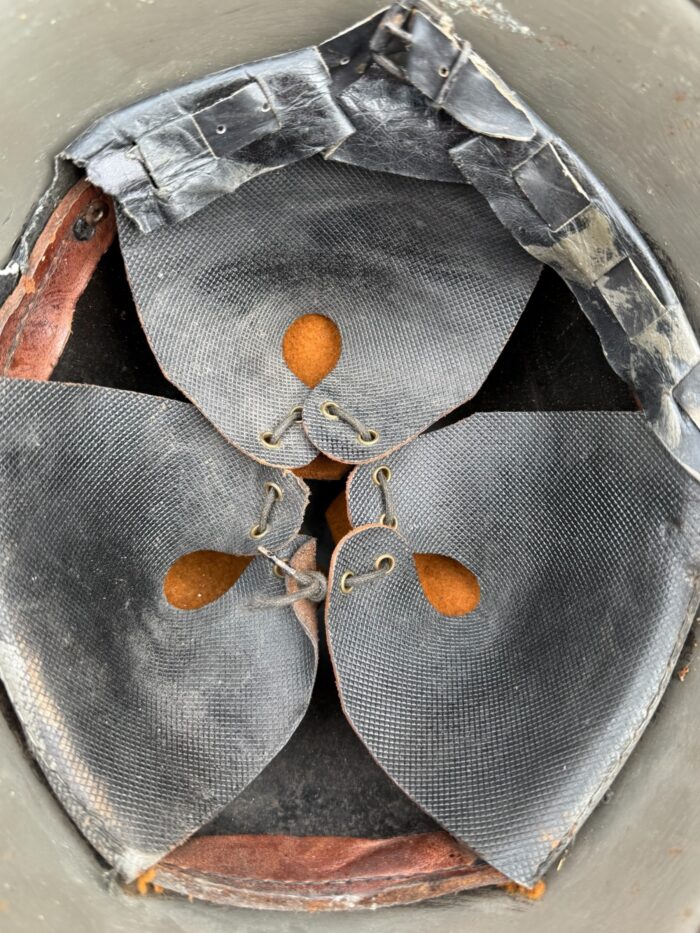 Nederlandse WO2 Rode Kruis Helm - Afbeelding 10