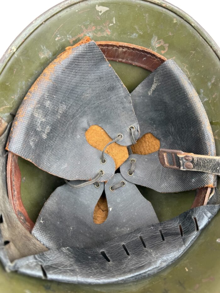 Nederlandse WO2 Rode Kruis helm - Afbeelding 9