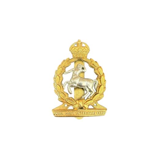 Engelse WO2 R.A.V.C. cap badge
