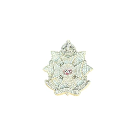 Engelse WO2 Economy The Border Regiment cap badge